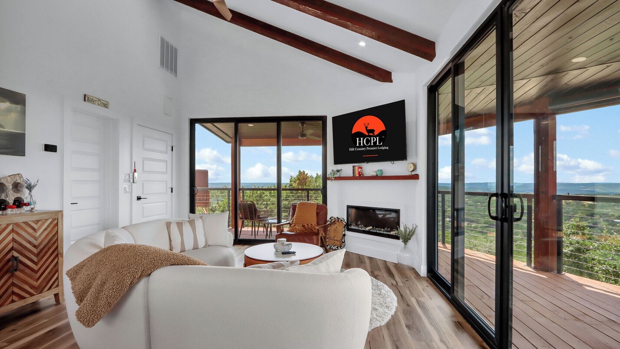 Photo of Livingroom in Canyon Lake