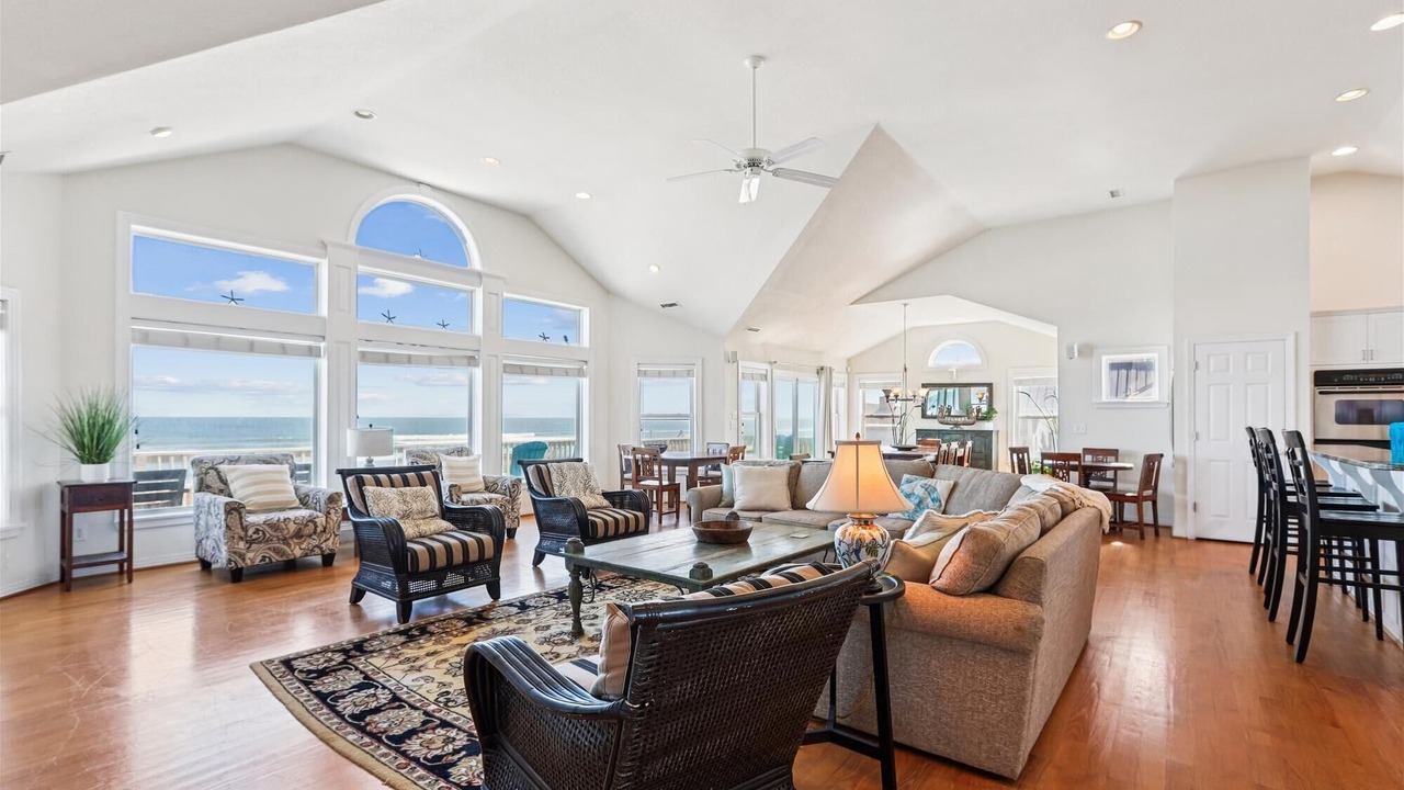 Photo of Livingroom in Southern Shores