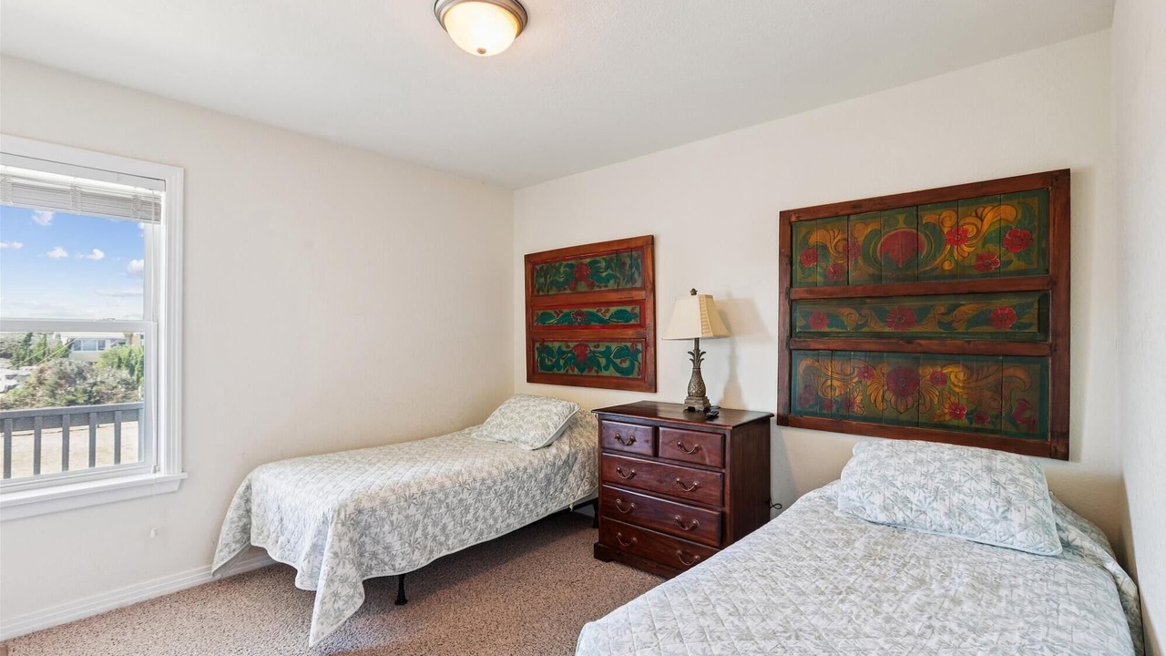 Photo of Bedroom in Southern Shores