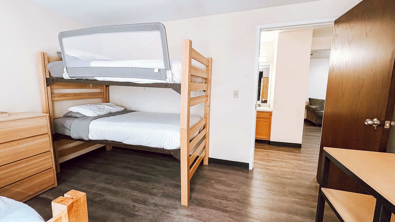 Photo of Bedroom in Downtown Pittsburgh
