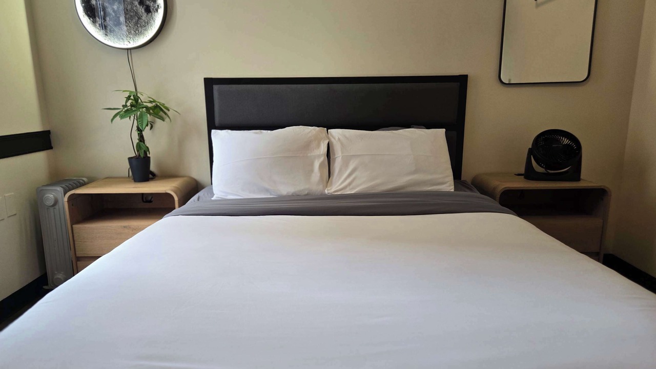 Photo of Bedroom in Downtown Pittsburgh