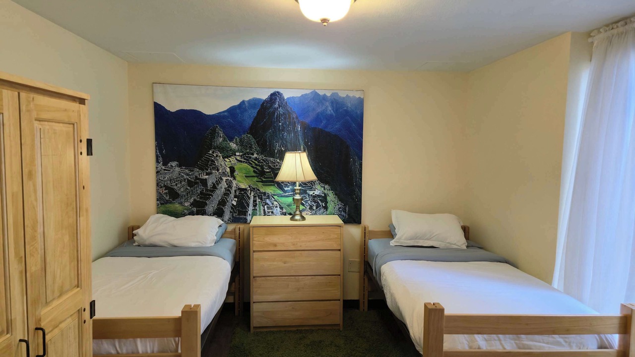 Photo of Bedroom in Downtown Pittsburgh