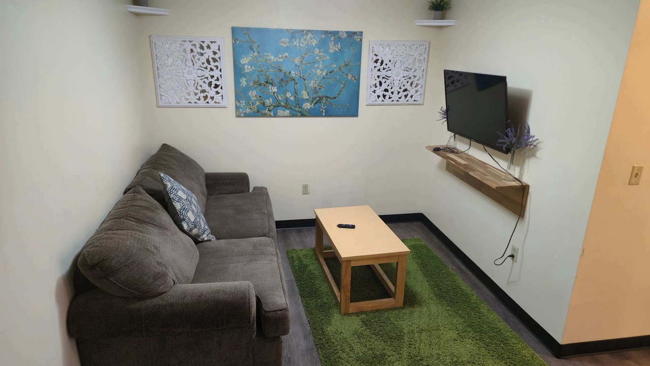 Photo of Bedroom in Downtown Pittsburgh