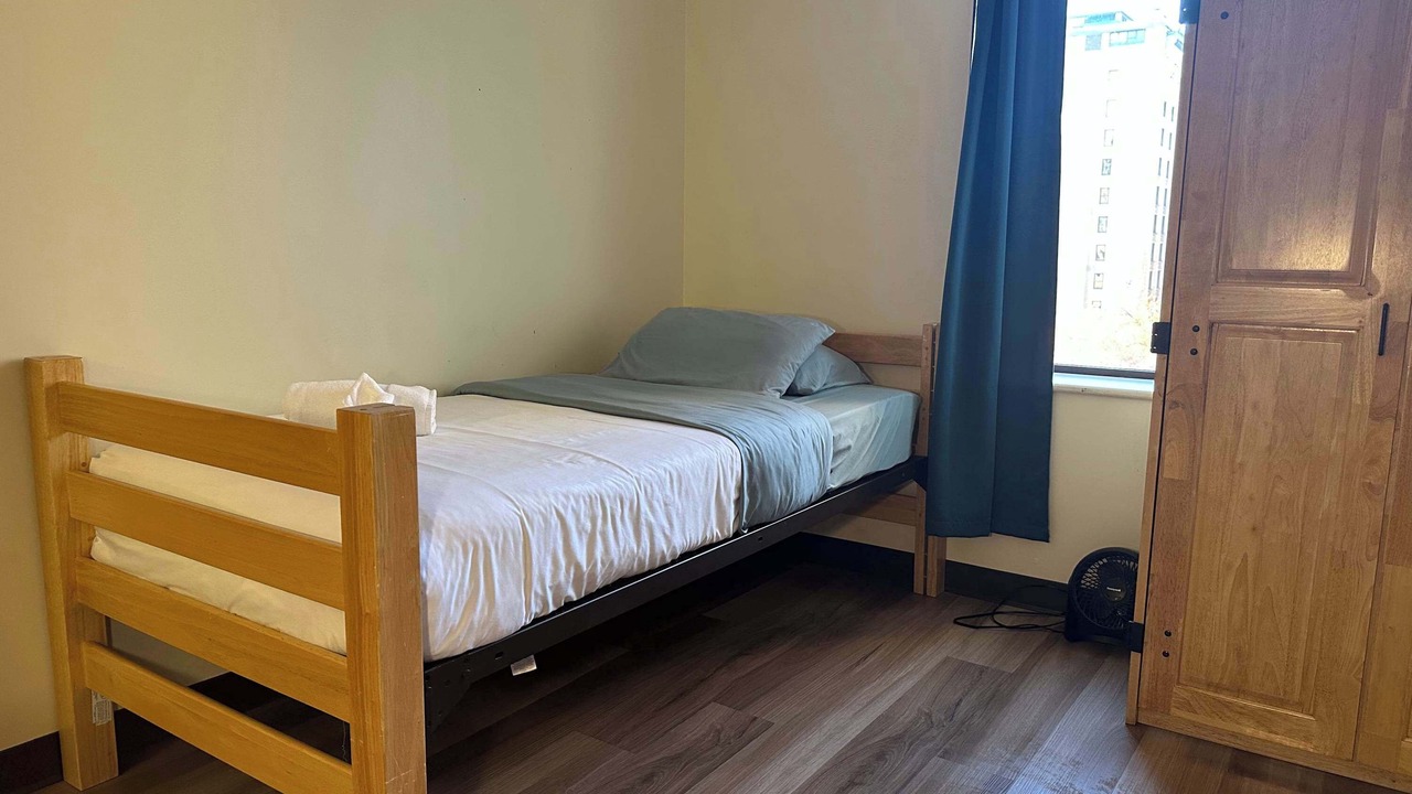 Photo of Bedroom in Downtown Pittsburgh
