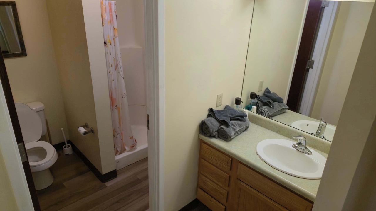 Photo of Bathroom in Downtown Pittsburgh