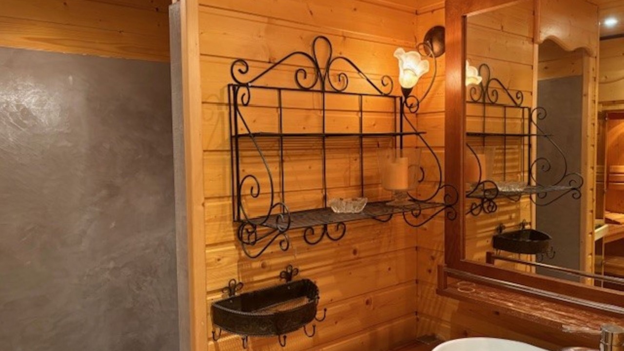 Photo of Bathroom in La Joue du Loup