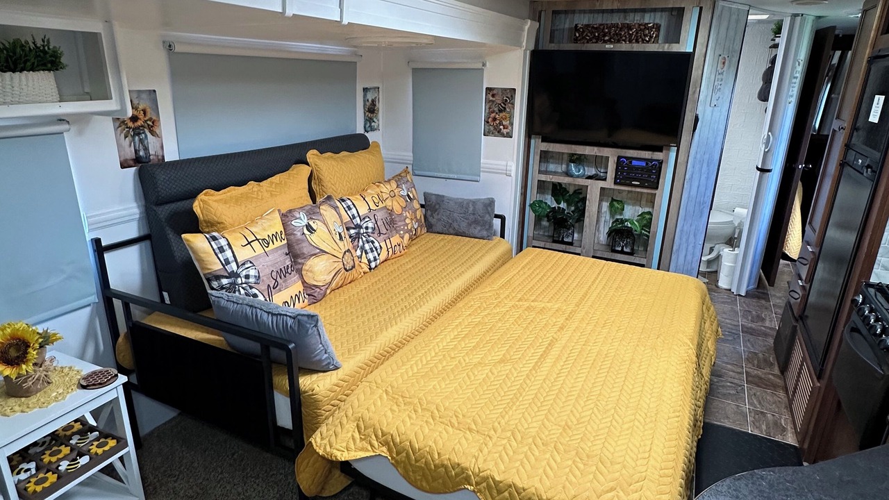 Photo of Bedroom in Aztec