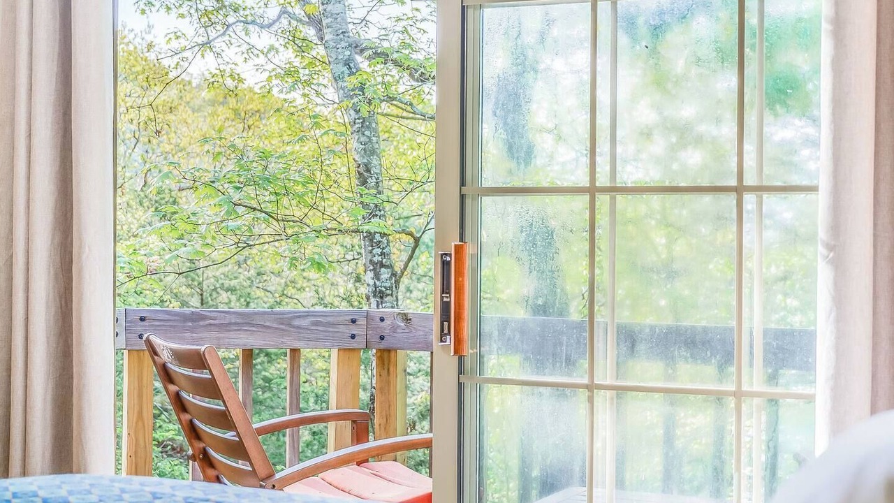 Photo of Bedroom in Lost Bridge Village