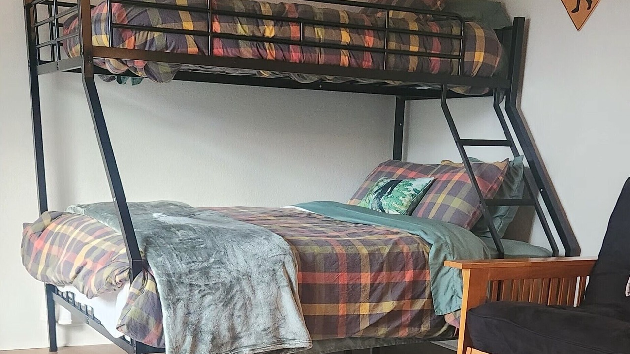 Photo of Bedroom in Lost Bridge Village