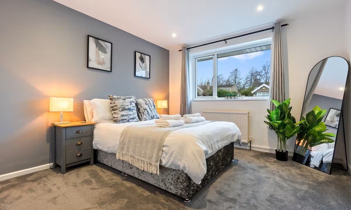 Photo of Bedroom in Newton St Loe