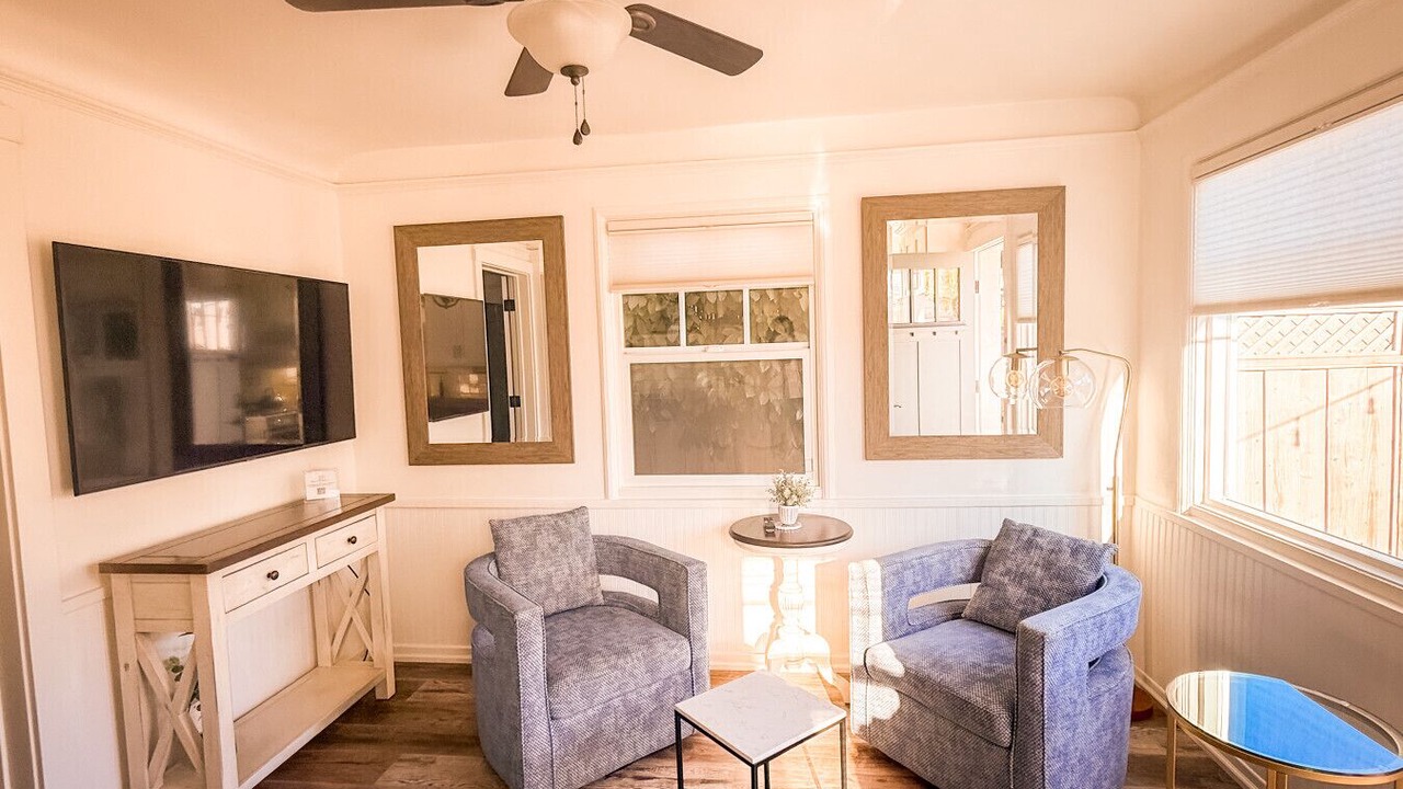 Photo of Livingroom in Concord