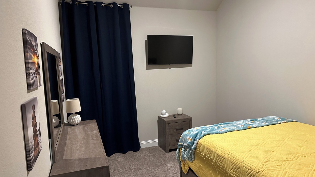 Photo of Bedroom in Midlothian