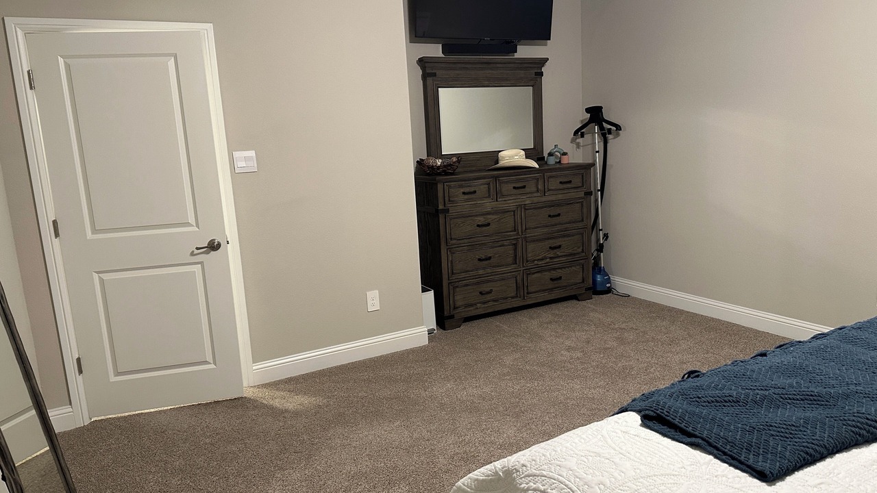 Photo of Bedroom in Midlothian