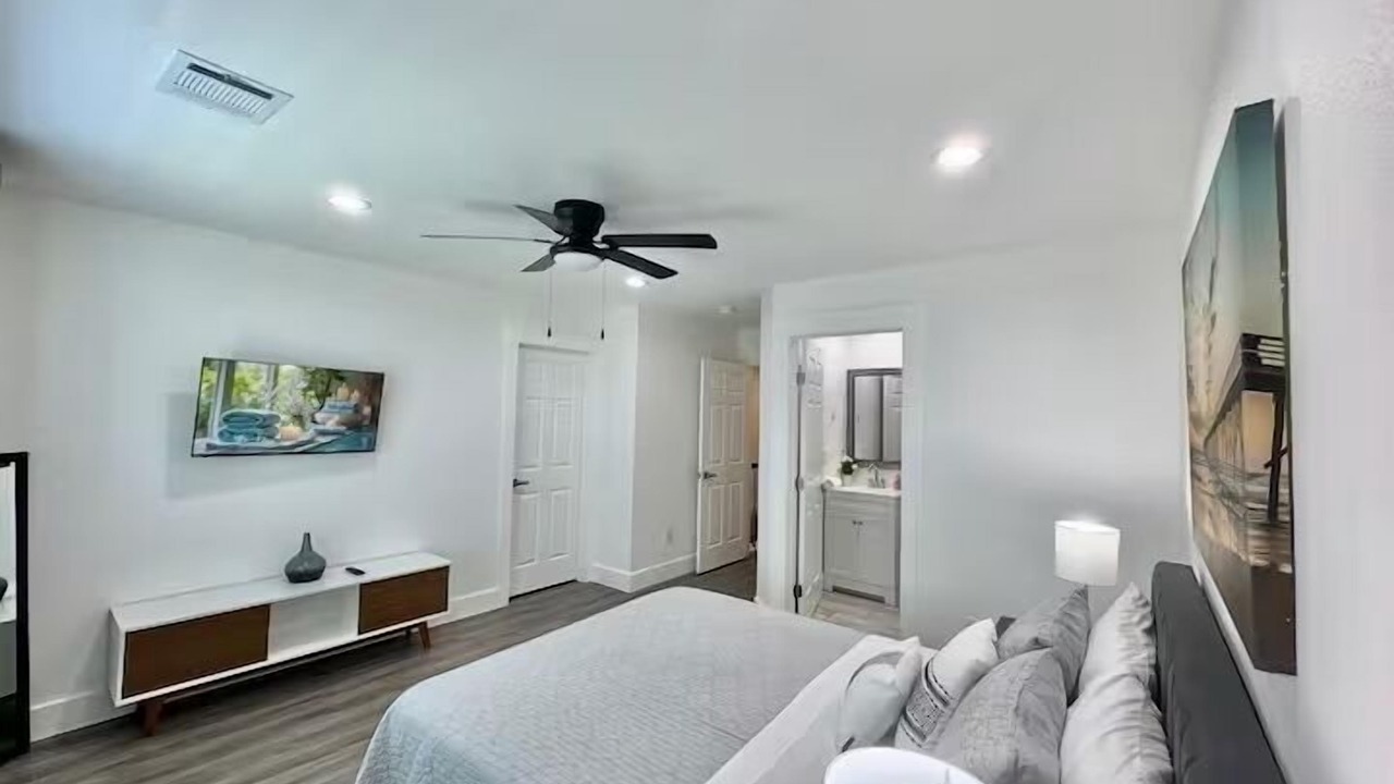 Photo of Bedroom in Cross Mountain