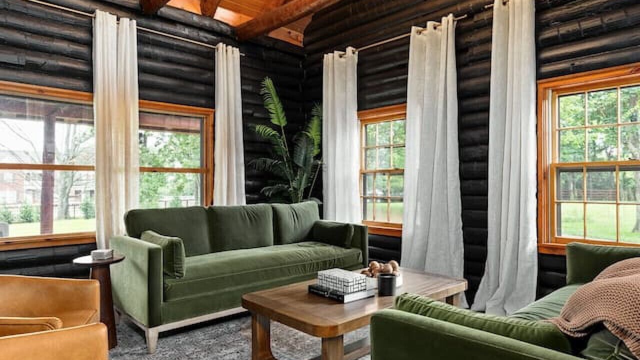Photo of Livingroom in Pleasant View