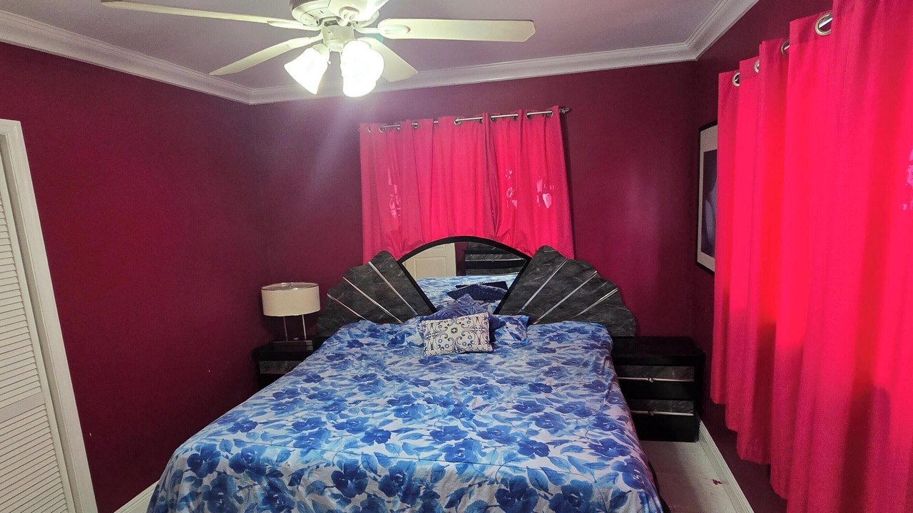 Photo of Bedroom in North Miami Beach