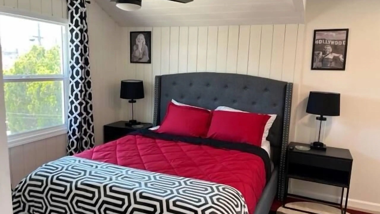 Photo of Bedroom in East Hollywood