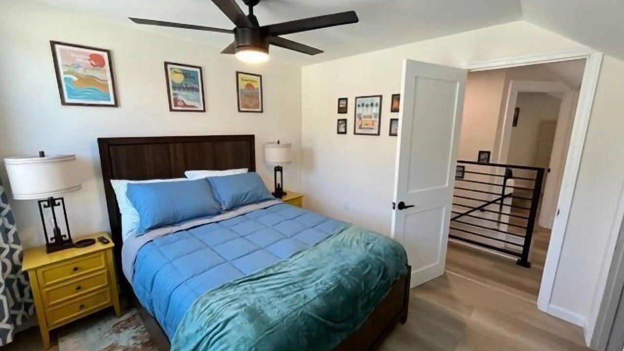 Photo of Bedroom in East Hollywood