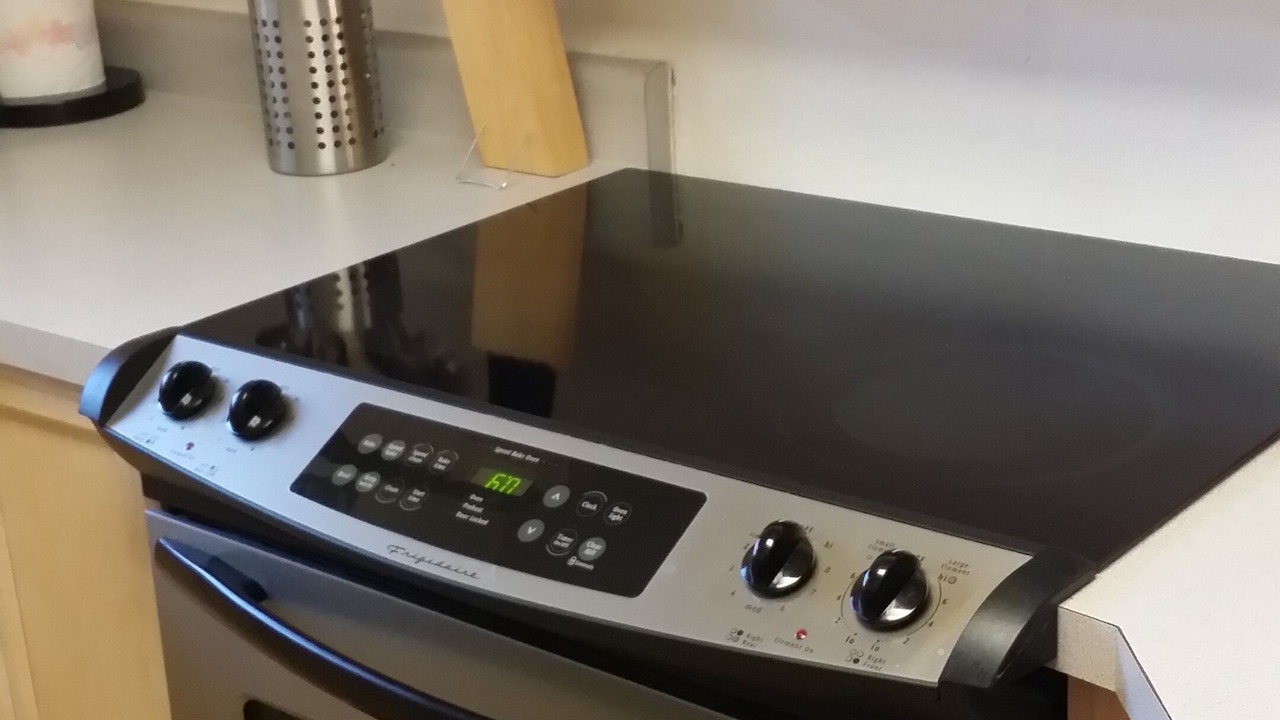 Photo of Kitchen in Alta Mesa Community Association