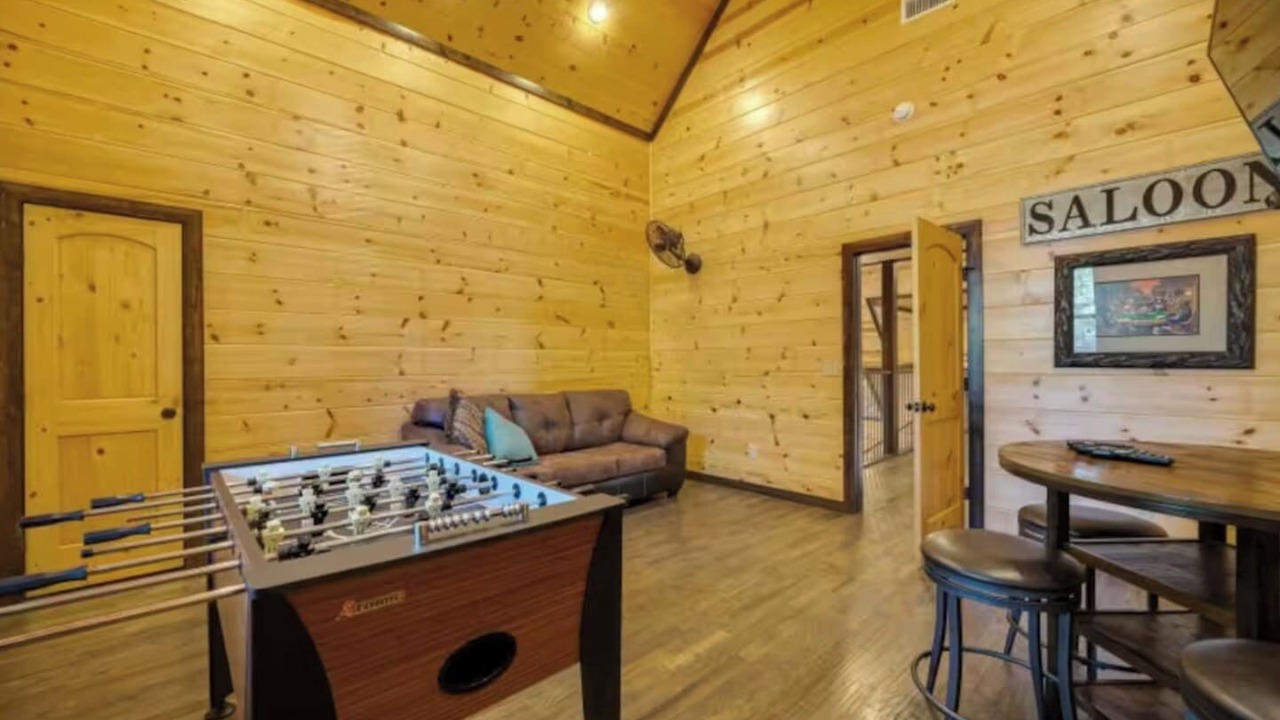 Photo of Bedroom in Hochatown
