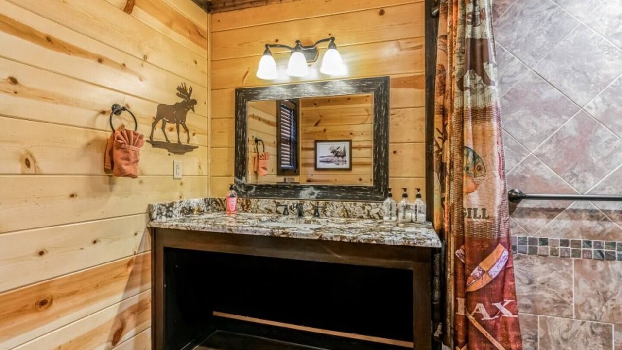 Photo of Bathroom in Hochatown