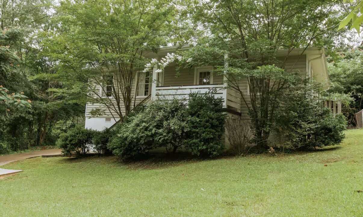 Photo of Outdoor in Crestline Heights