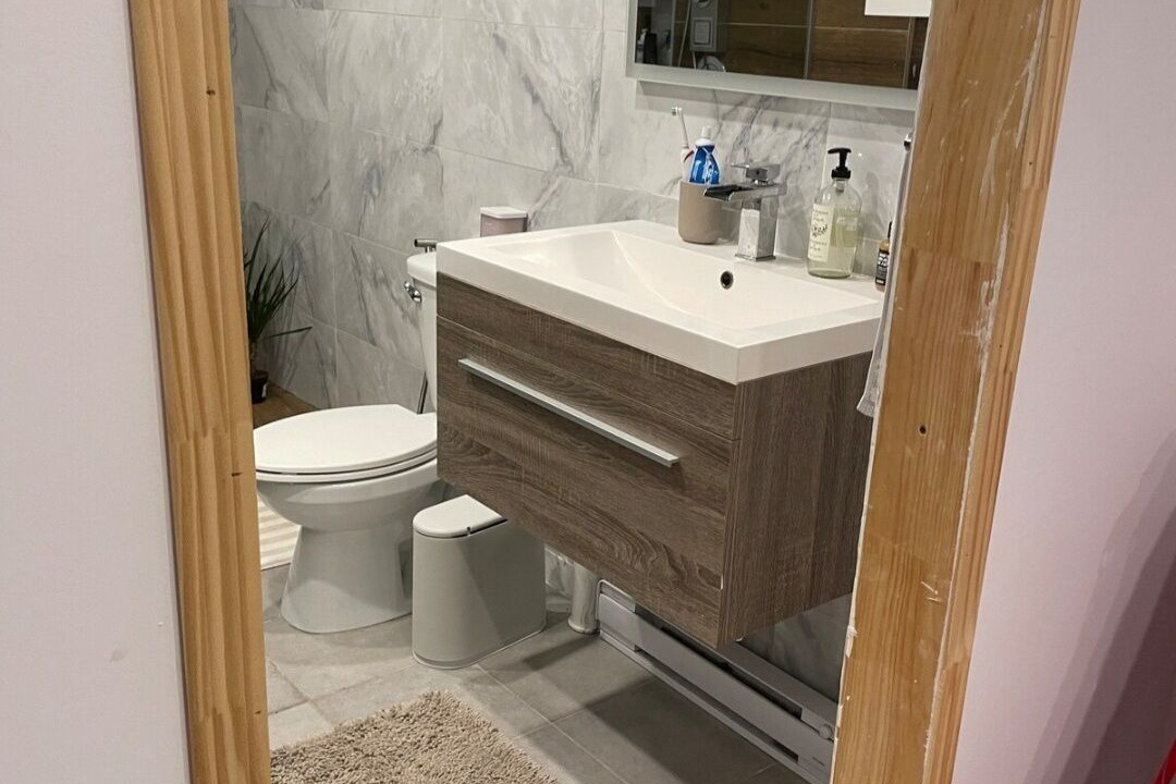 Photo of Bathroom in Laval