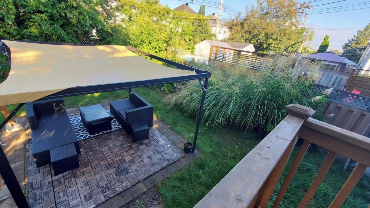 Photo of Outdoor in Laval
