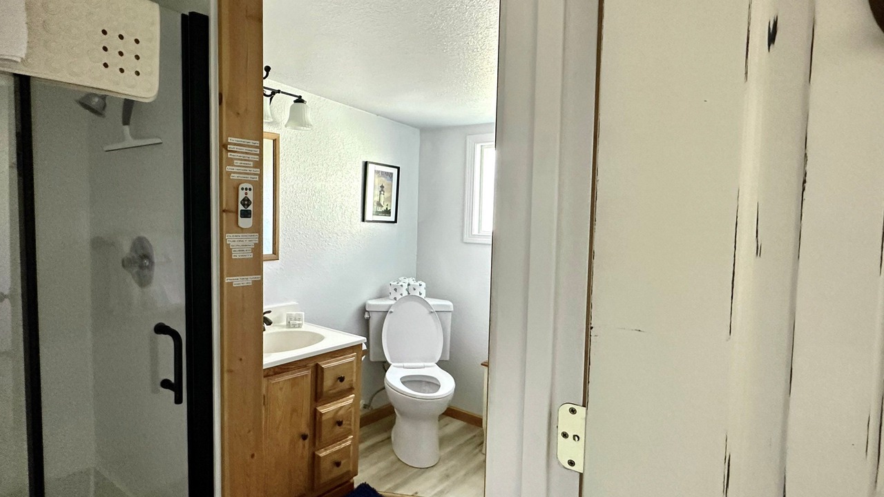 Photo of Bathroom in Gold Beach