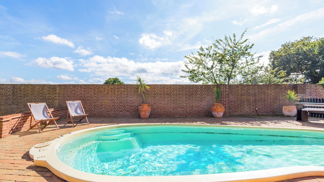 Photo of Outdoor in Bradwell