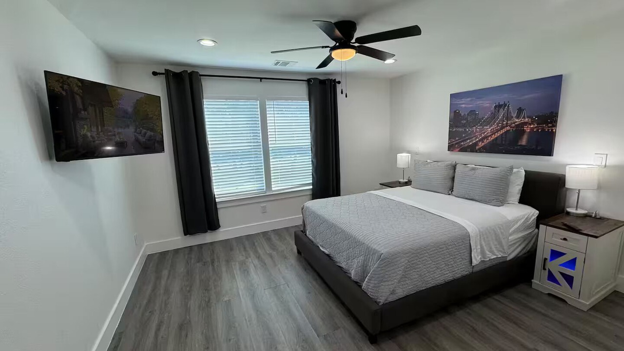 Photo of Bedroom in Cross Mountain