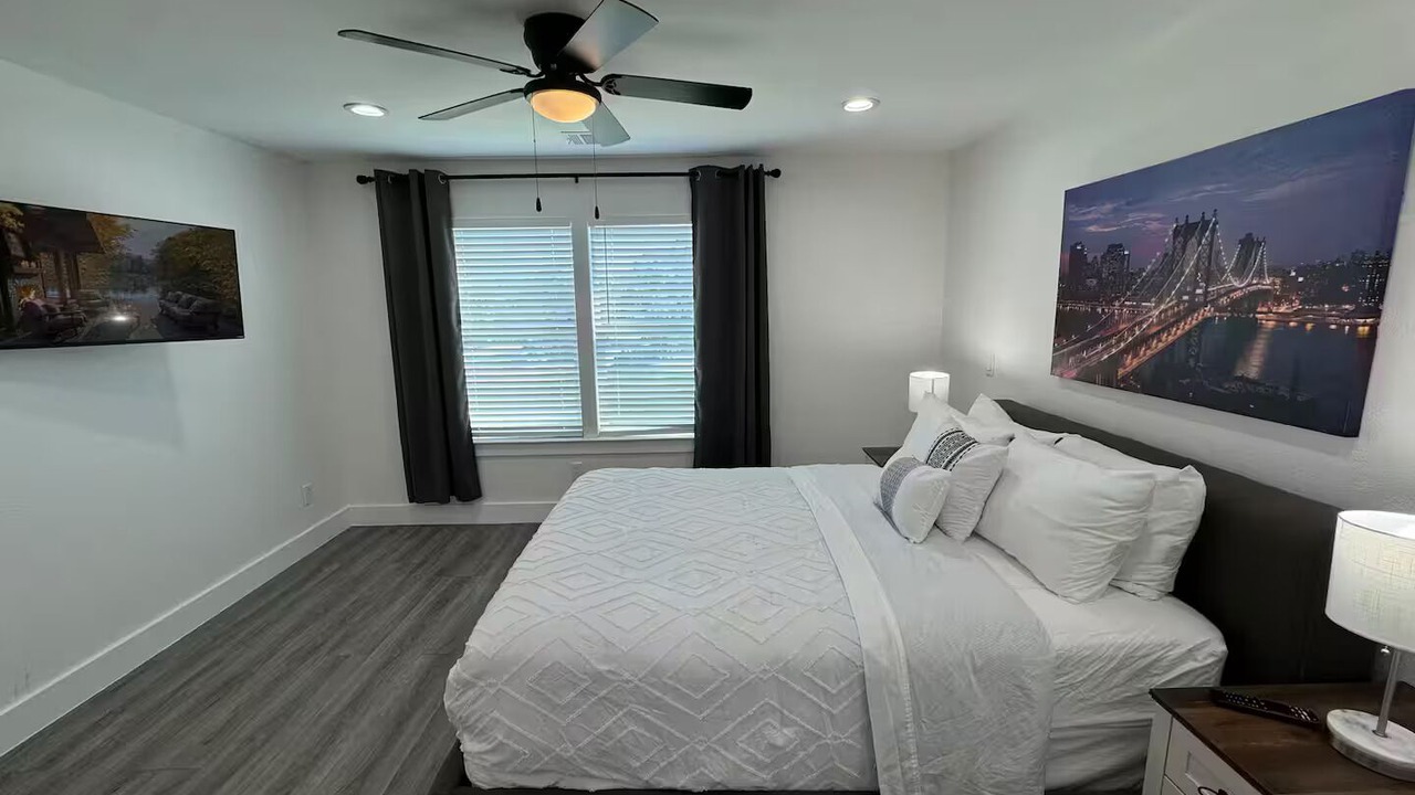 Photo of Bedroom in Cross Mountain