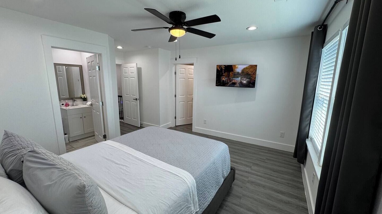 Photo of Bedroom in Cross Mountain