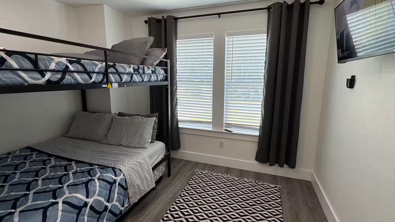 Photo of Bedroom in Cross Mountain