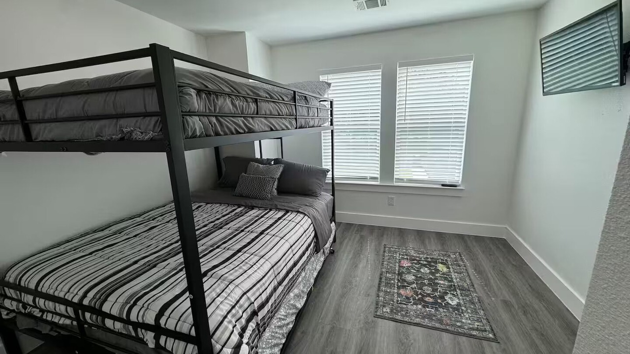 Photo of Bedroom in Cross Mountain