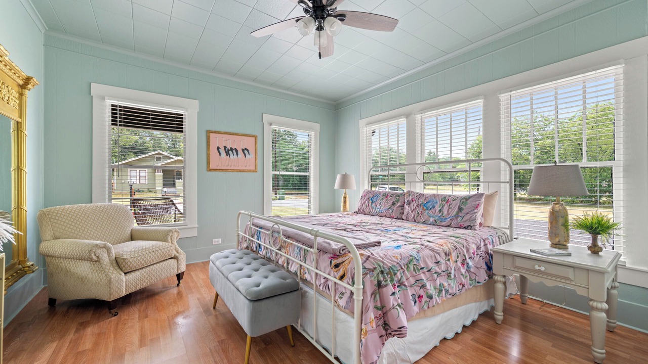 Photo of Bedroom in Mineral Wells