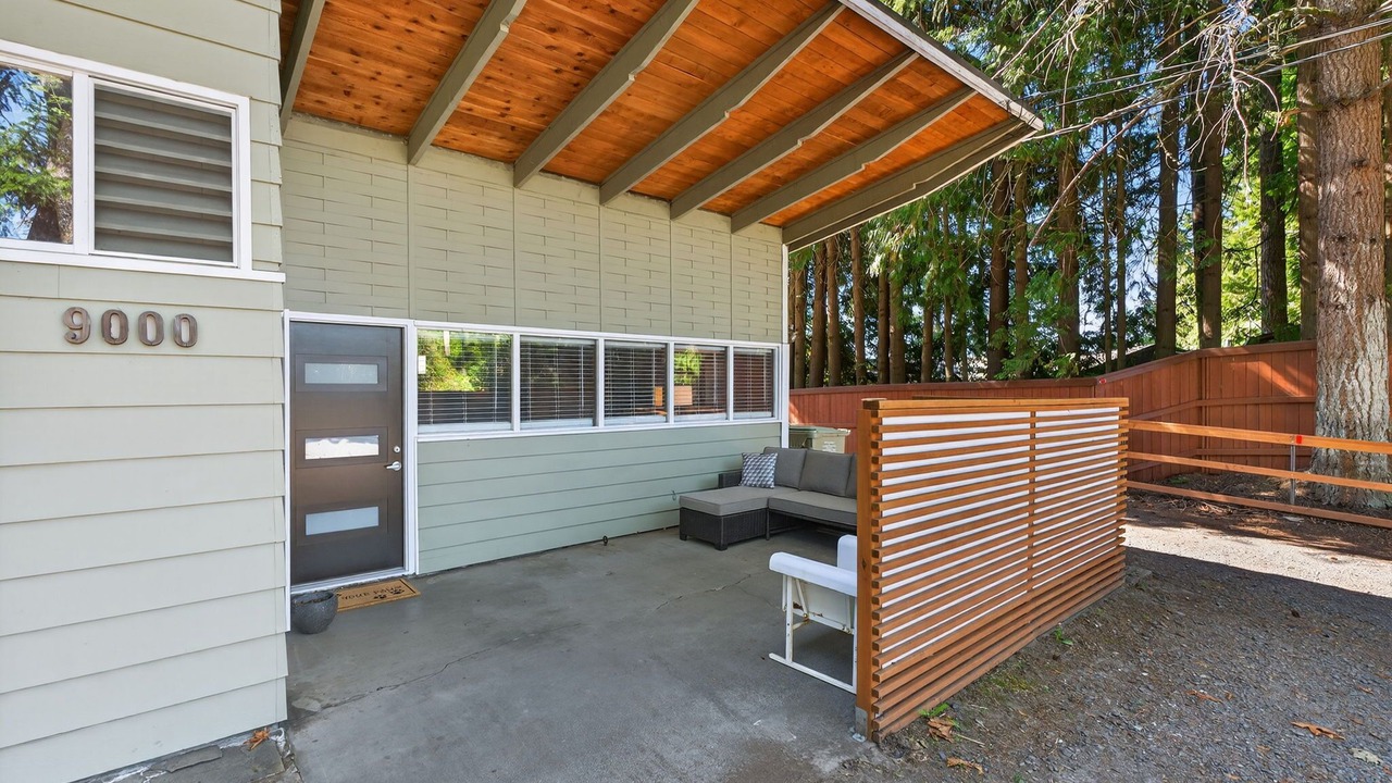 Photo of Patio Balcony in West Haven-Sylvan