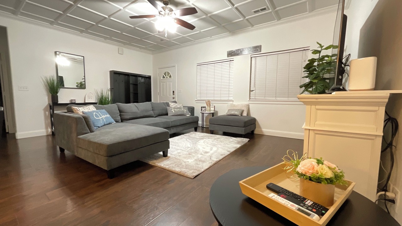 Photo of Livingroom in Forest Grove