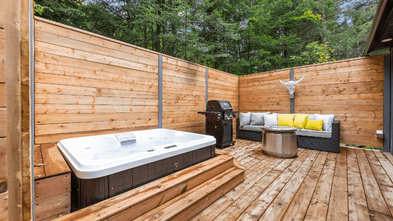 Photo of Patio Balcony in Val-des-Lacs