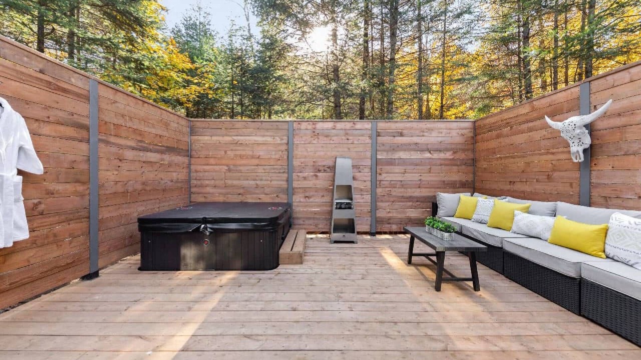Photo of Patio Balcony in Val-des-Lacs