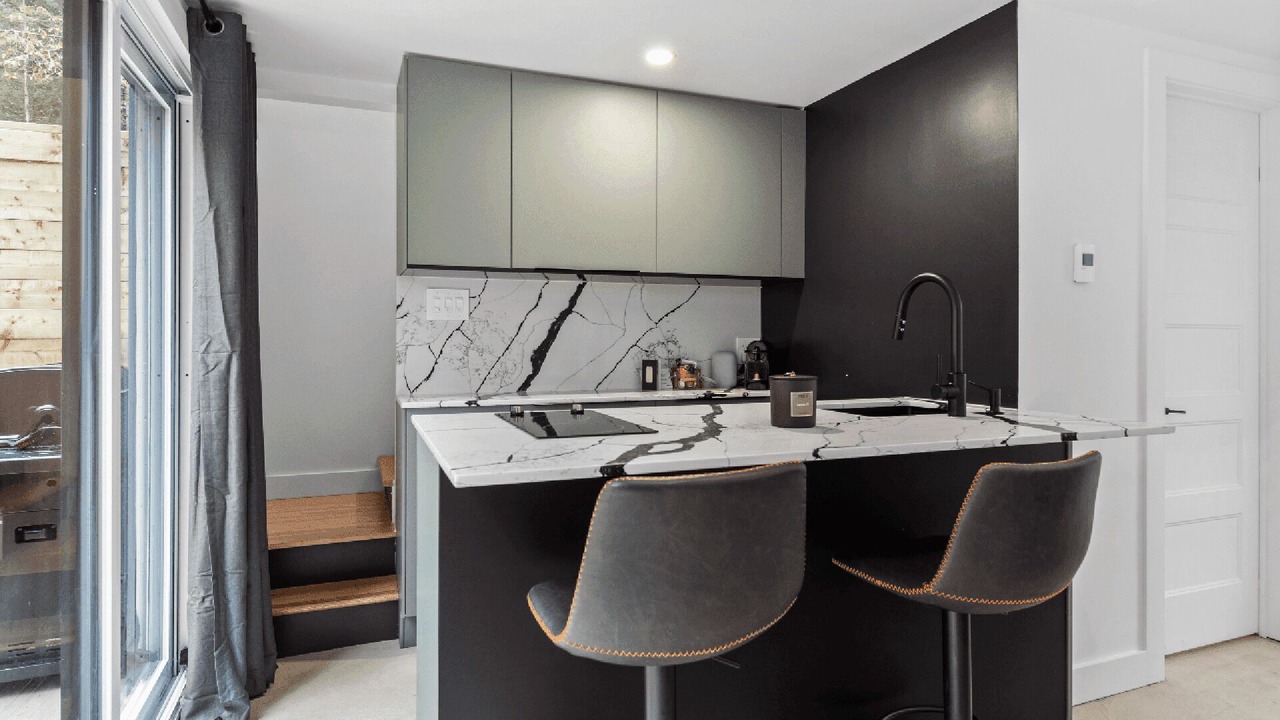 Photo of Kitchen in Val-des-Lacs