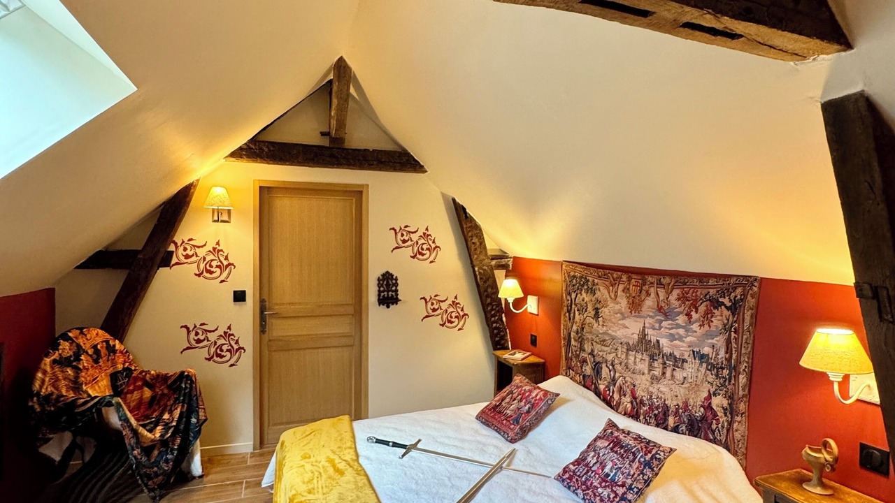 Photo of Bedroom in Sens