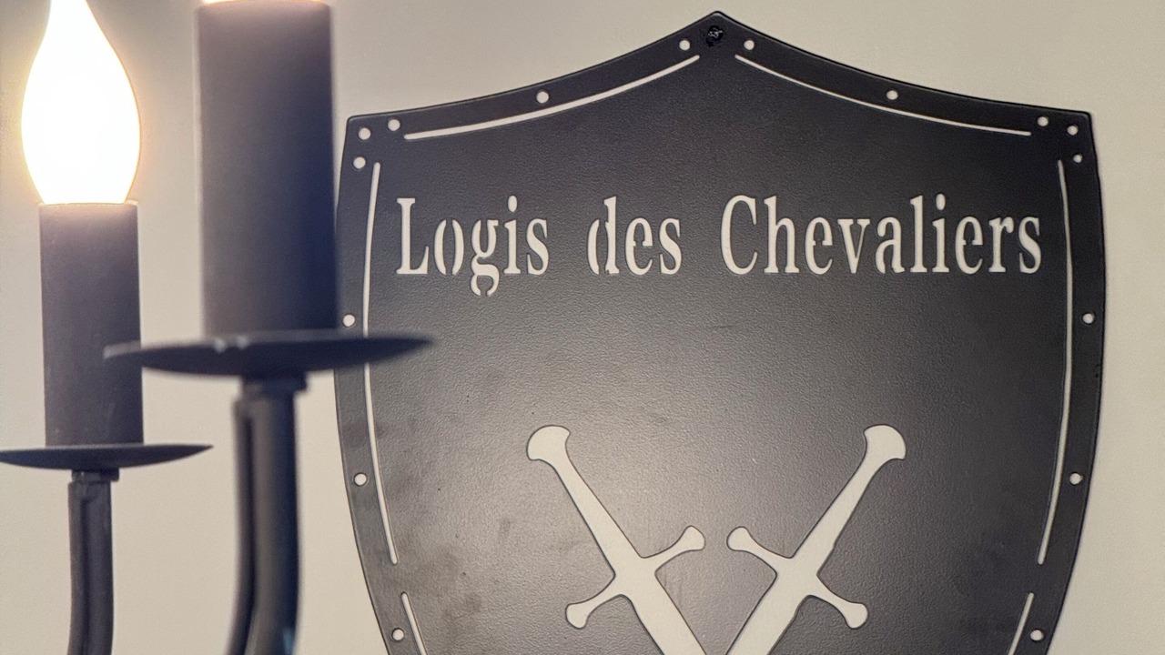 Photo of Others in Sens