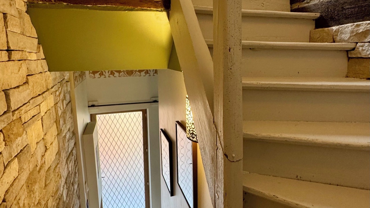 Photo of Others in Sens