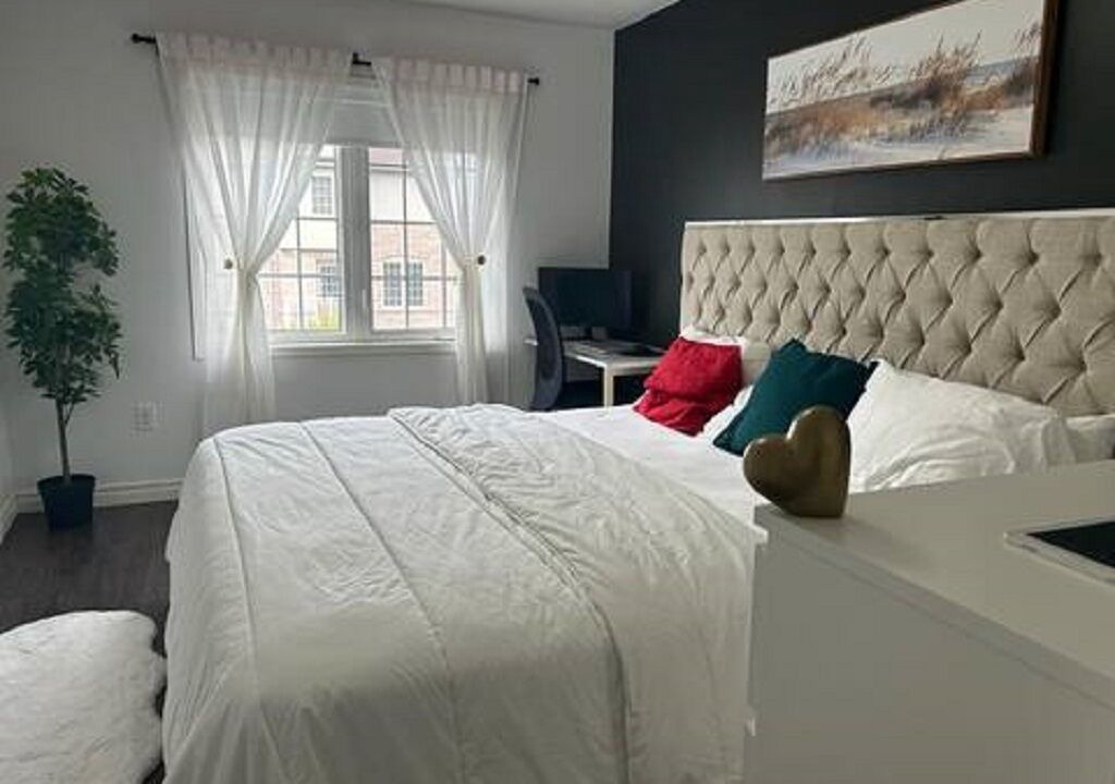 Photo of Bedroom in Ajax