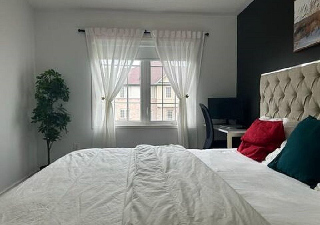 Photo of Bedroom in Ajax