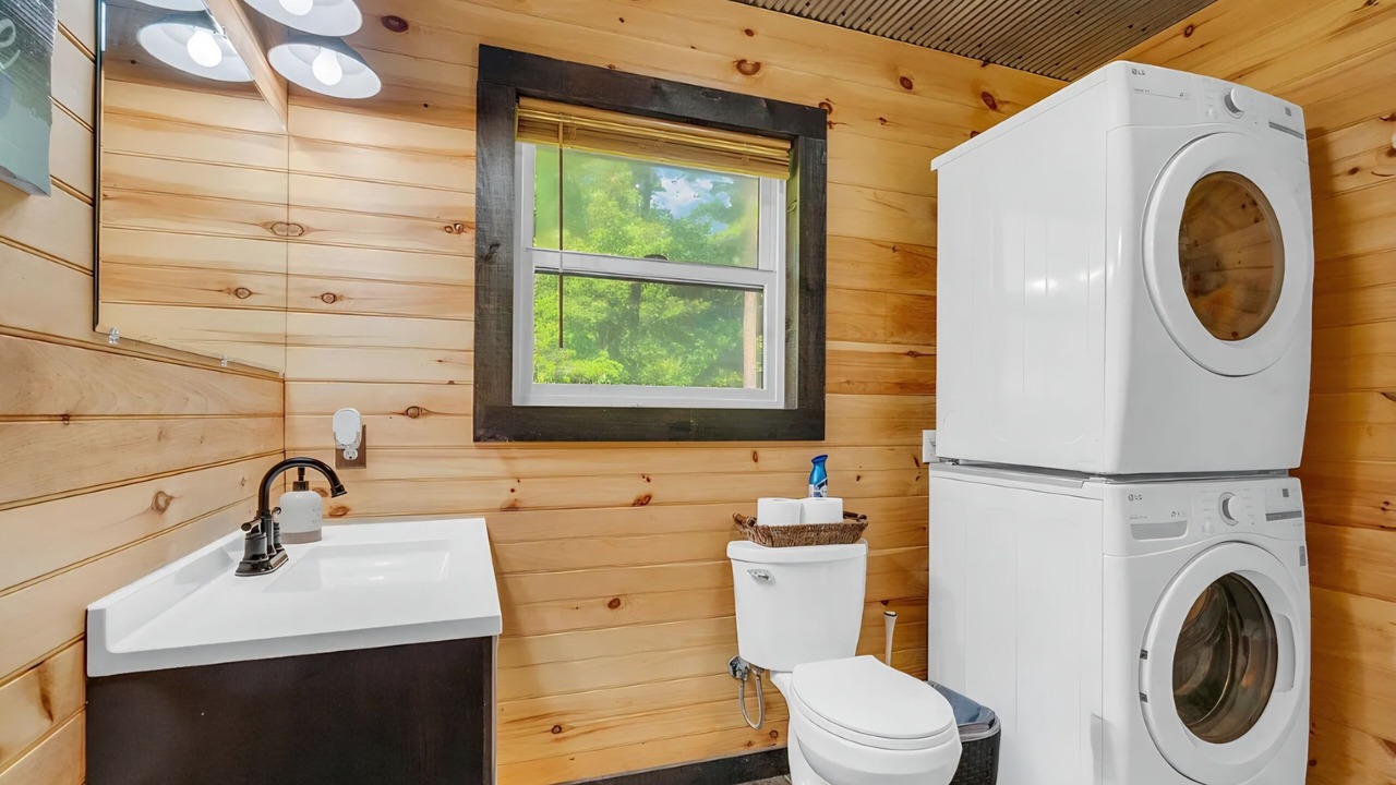 Photo of Bathroom in Jamestown