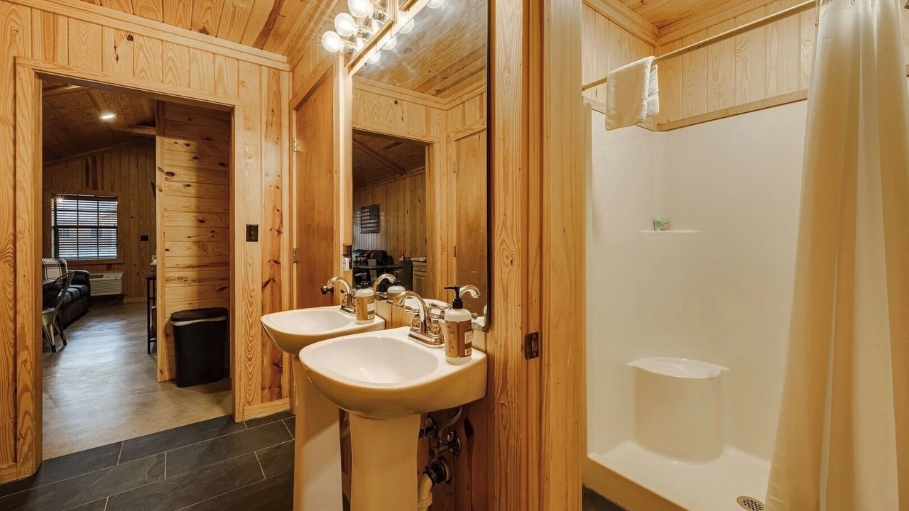 Photo of Bathroom in Amity