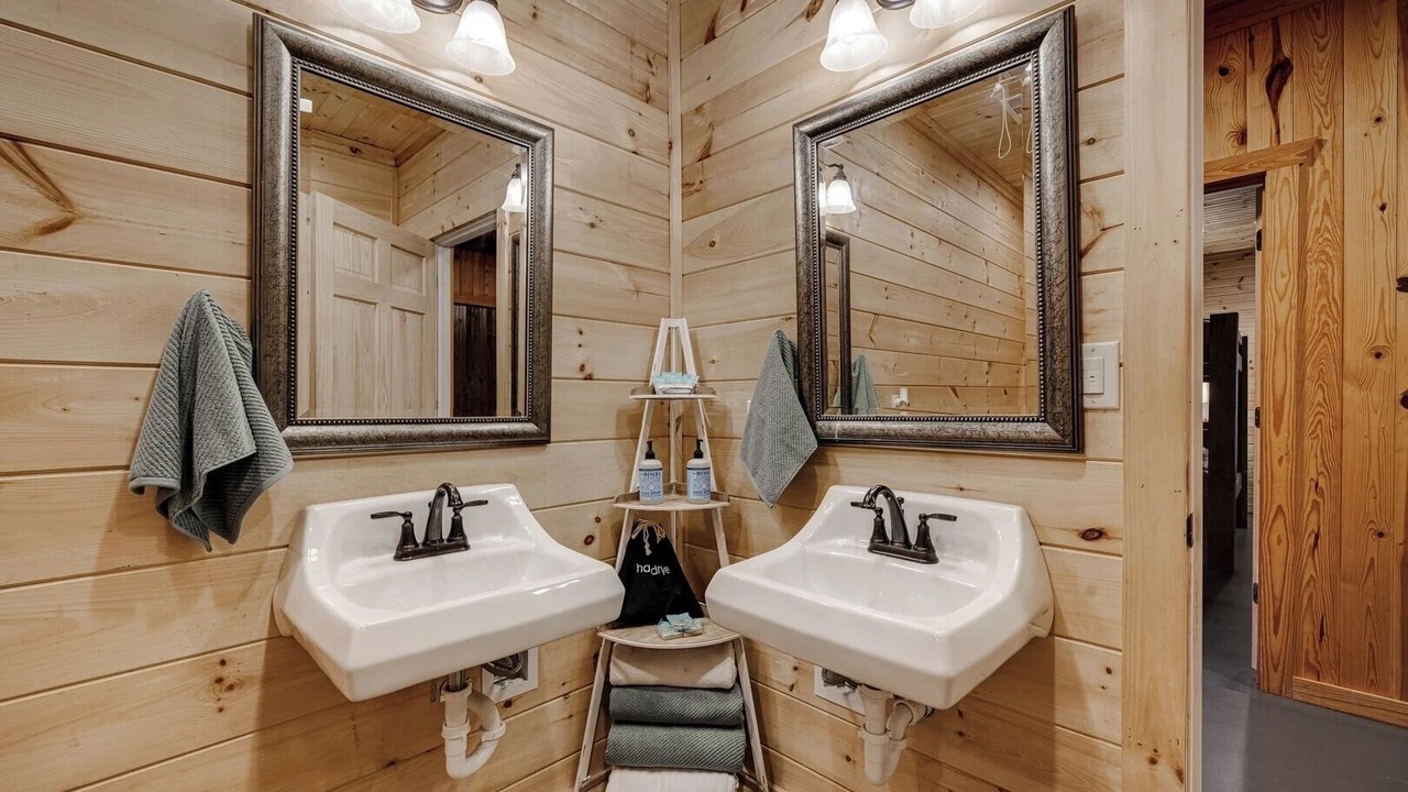 Photo of Bathroom in Amity