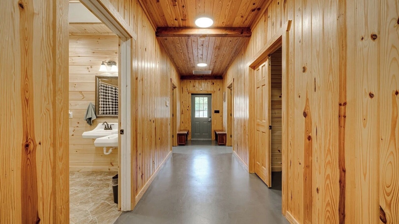 Photo of Bathroom in Amity